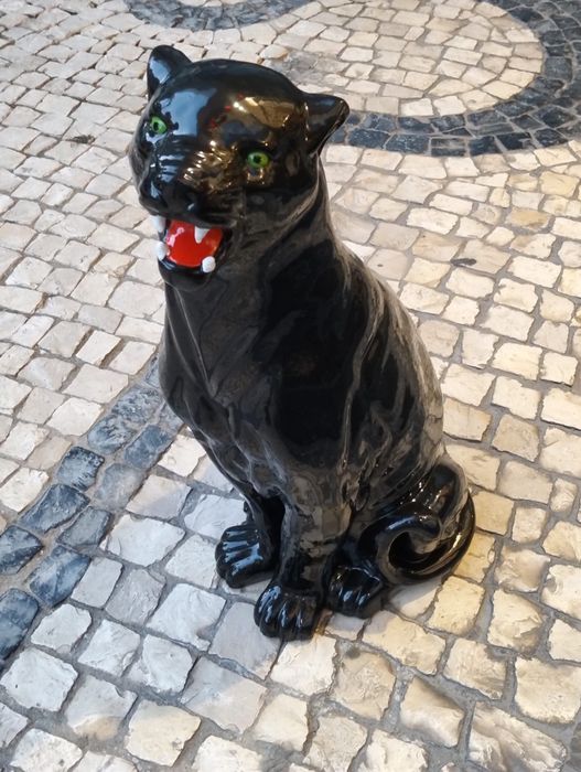 Pantera Negra em loiça - Boavista - Leopardo, Papagaio, cães - Barro