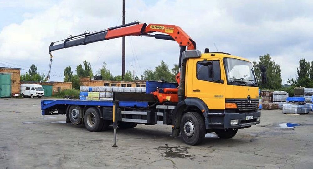 Перевезення спецтехніки, сівалок та іншого до 10т + маніпулятор.