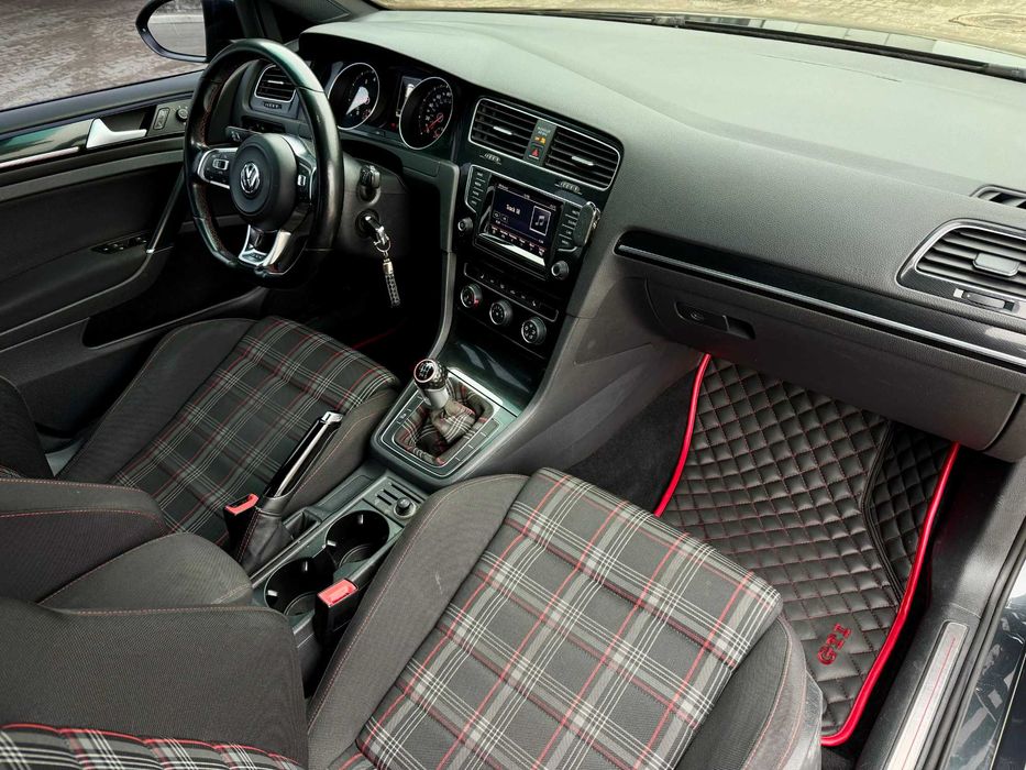 Volkswagen Golf GTI 2015
