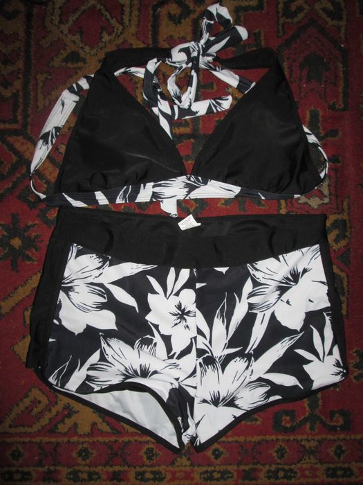 Купальники Hunkemöller р.50 - 52