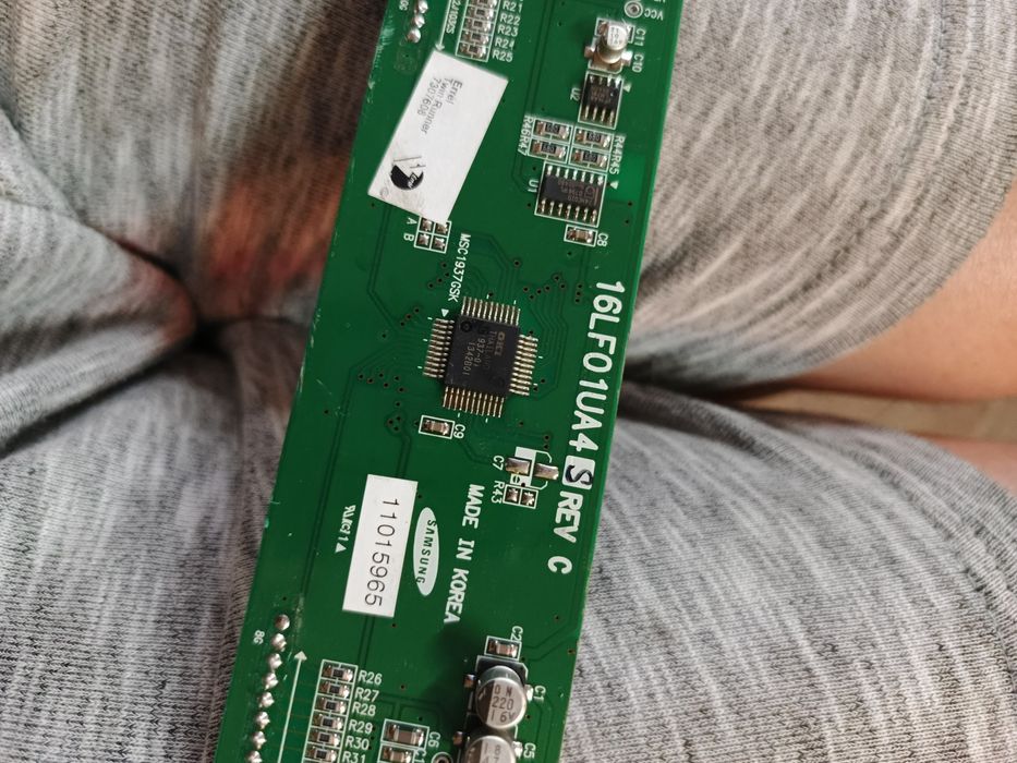 Wyświetlacze VFD Samsung 25szt sprawne