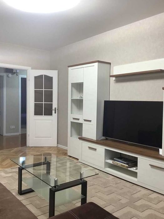 Сдам в оренду 3-кімнатну квартиру в центрі, вулиця Велика Васильківська 80, ст. м. Олімпійська