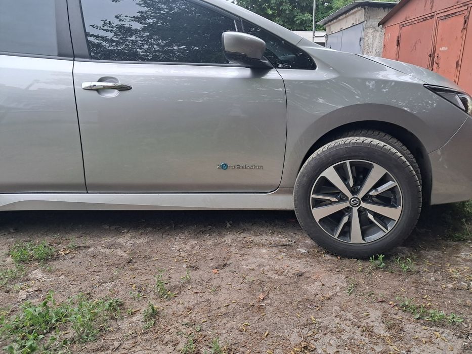 Nissan leaf2 2018