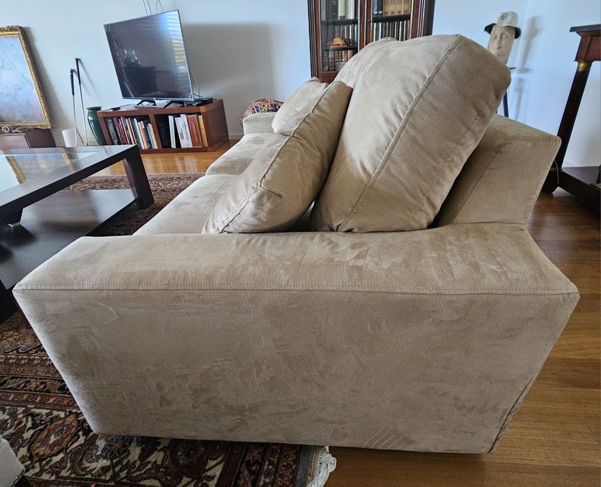 Sofa em tecido " alcantara" bege 190cmx97cm