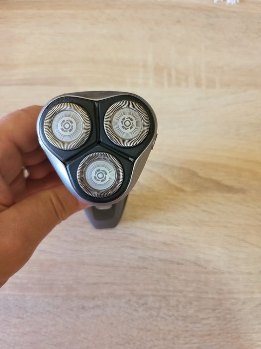Бритва Philips  series 3000