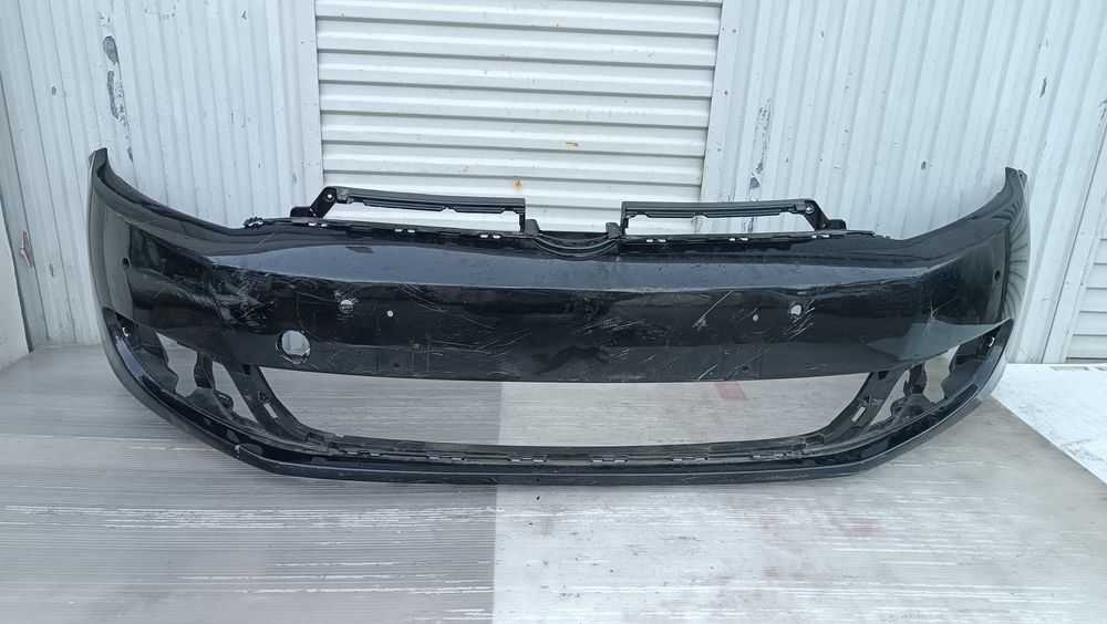 Vendo parachoque de frente VW golf 6  carinha ano 2009/13