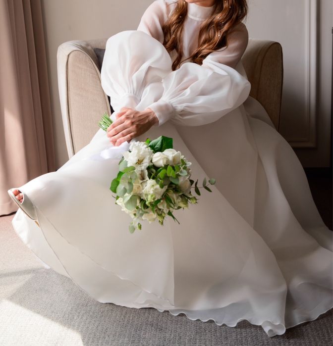 Свадебное платье S