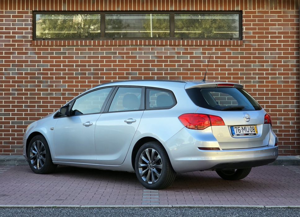Opel Astra Sports Tourer 1.3 CDTI 95CV