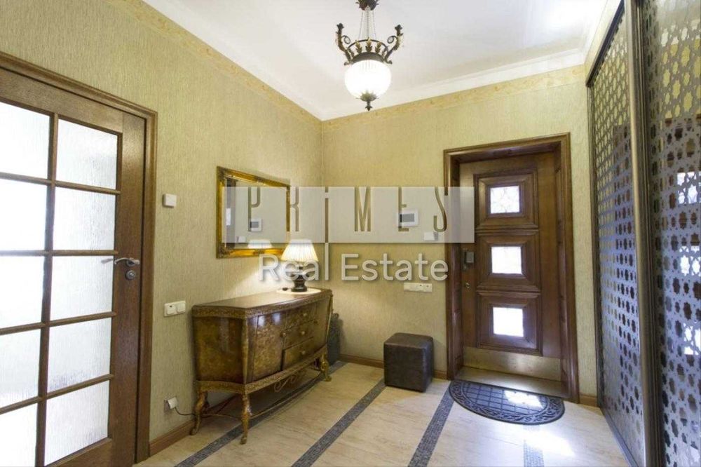 Оренда 5к будинку в англійському стилі, Романків, Генератор