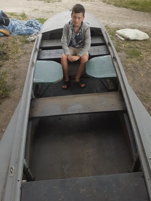 Лодка южанка сдоками