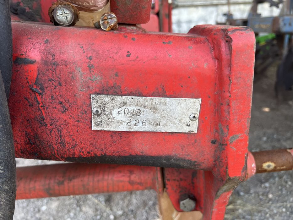 Плуг оптікон 4 корпуса