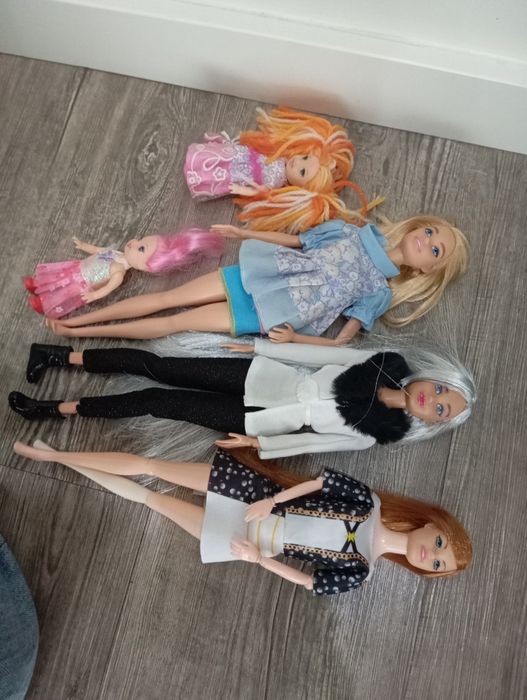 Barbies em mau estado