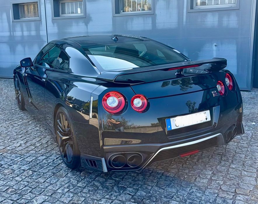Nissan GT-R 3.8 V6 Black Edition