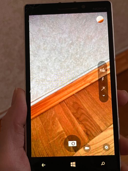 Смартфон Nokia Lumia 930 white