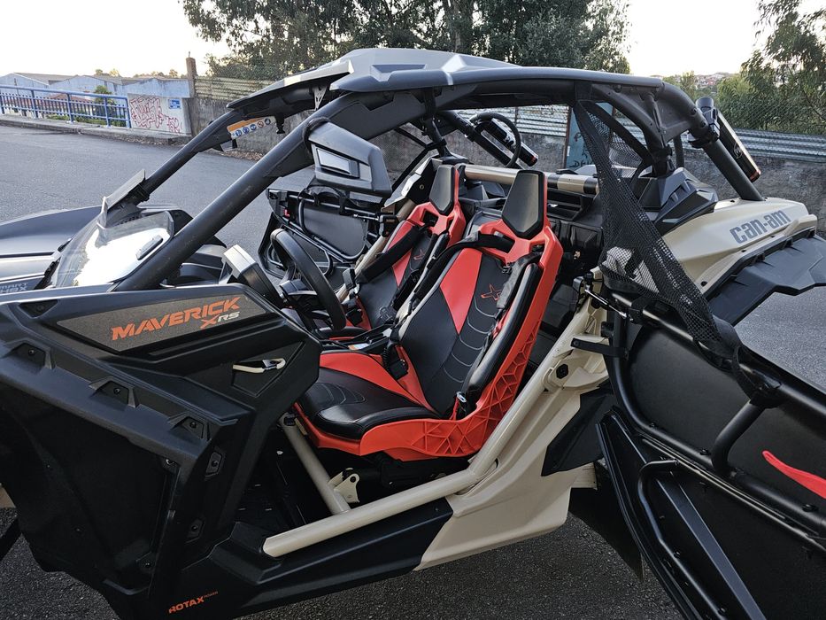 Bombardier can am maverick X3 RS Turbo rr Smartshocks.