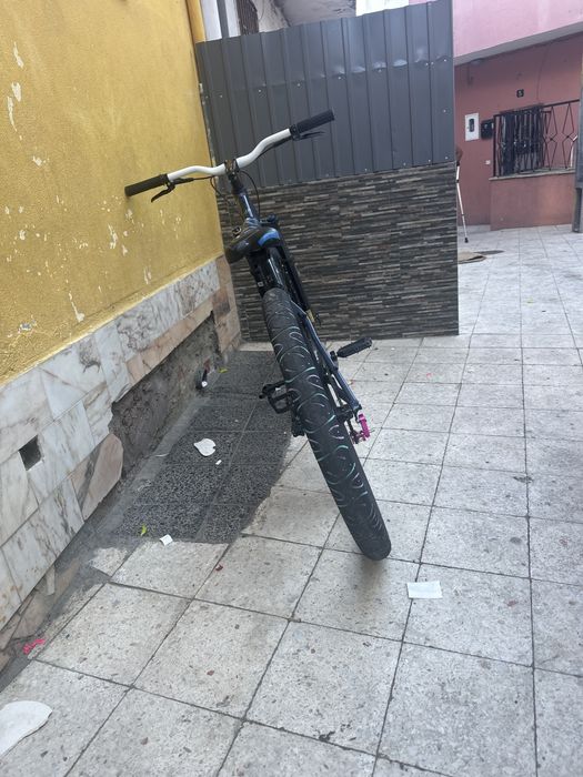 Bicicleta marca KRSE7