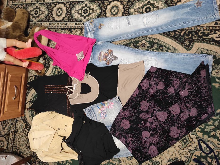 Продам большой пакет женской одежды 46-48 размер