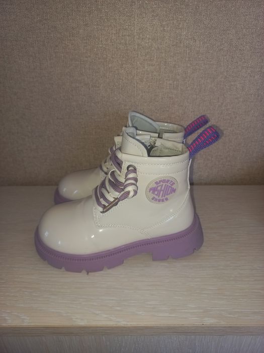 Продам дитячі зимові чобітки