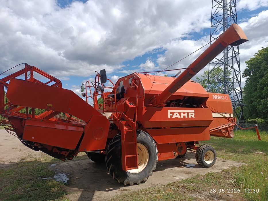 Kombajn Farh M900