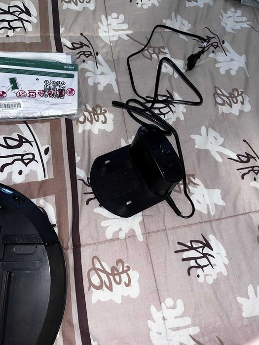 Robot roomba combo i8 ( aspirador e passa o chão tudo sozinho )