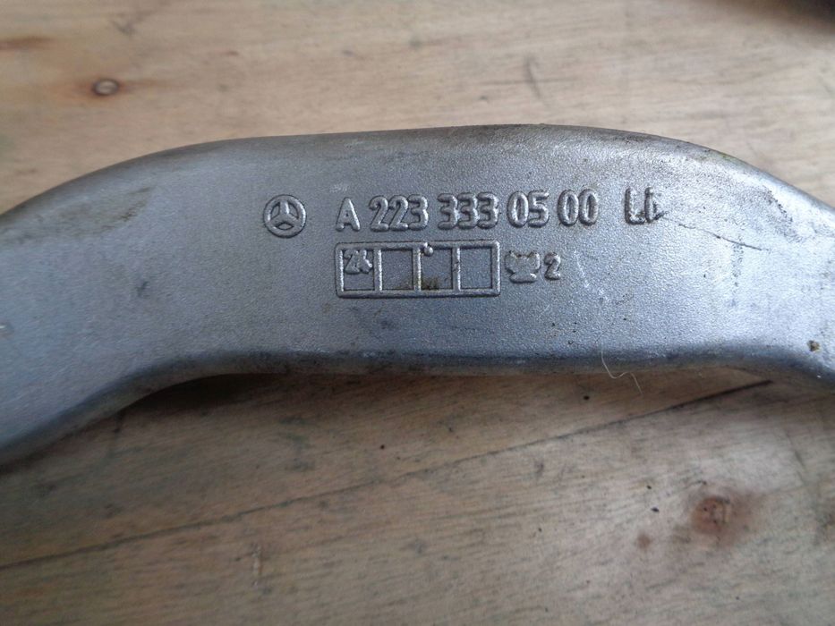 wahacz przedni lewy prawy przód mercedes-benz s w223 a2233330600 2233330500
