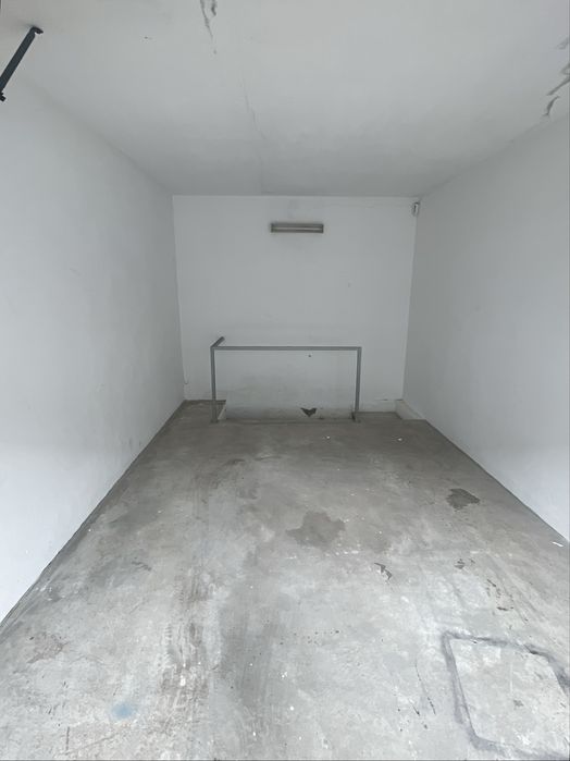 Garagem box + cave centro de Aveiro