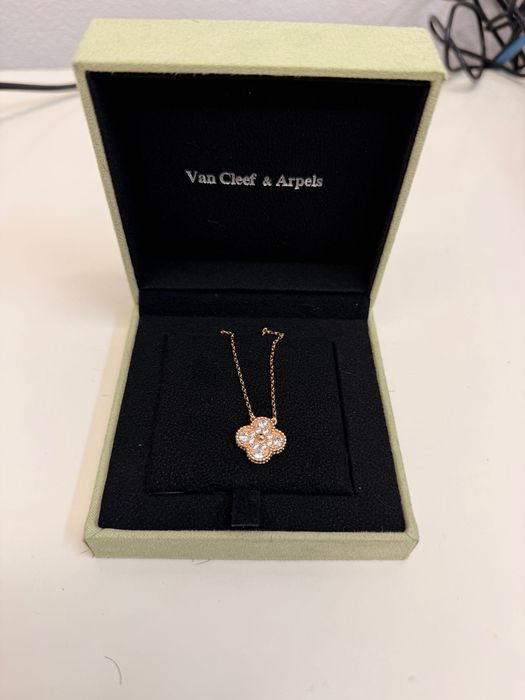 Pack pulseira/brinco/colar van cleef