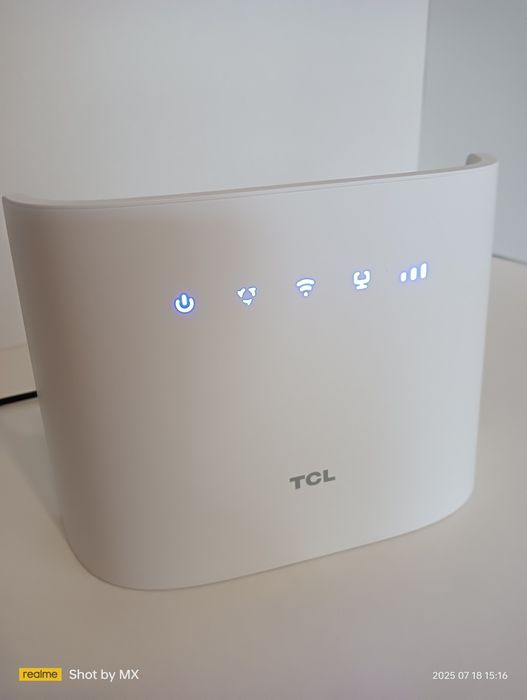 Router LTE na kartę SIM LTE 4G WiFi 5GHz gniazdo tel modem TCL HH63V1S