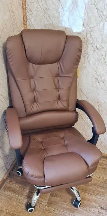 Офісне крісло комп'ютерне офисное кресло с подставкой