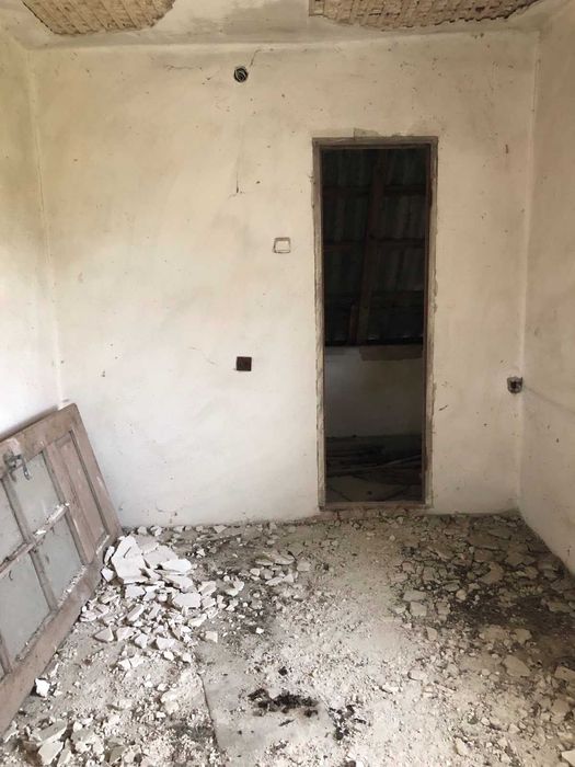 Продаж  садового  будинку