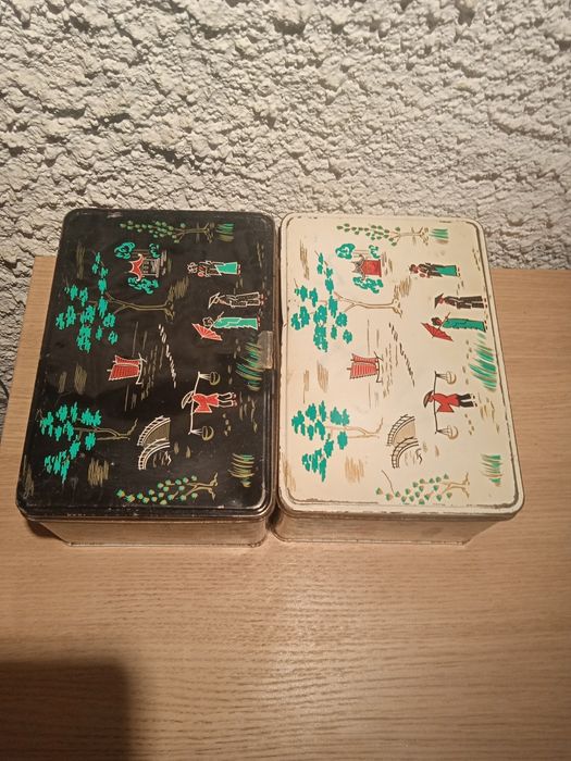 Caixas de lata antigas Cola Cao