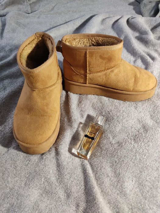 Уггі 38 розмір..