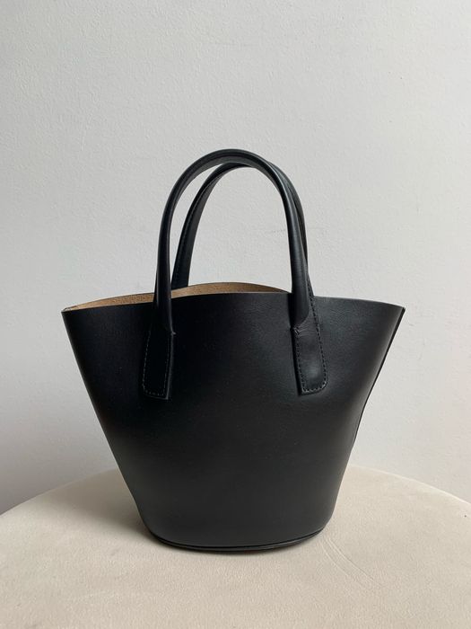 Torebka czarna shopperka Massimo Dutti