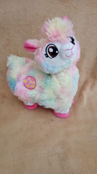 Веселкова лама (Pets Alive Rainbow Bonnie The Booty Shakin Llama) оригінал