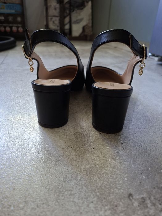 Sprzedam buty r38
