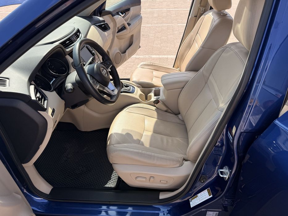 Продам Nissan Rogue 2020