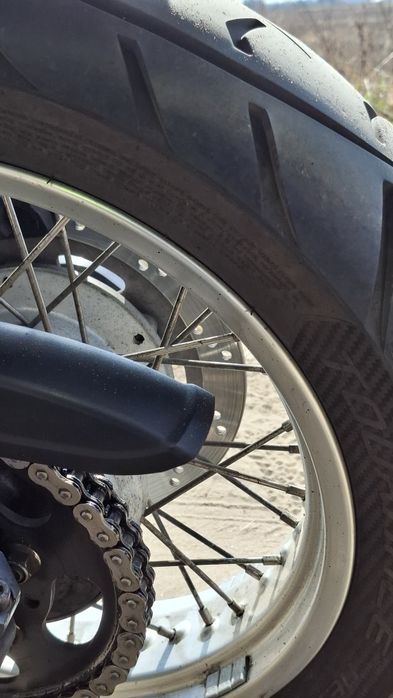 Triumph Tiger 955i duże turystyczne enduro adventure