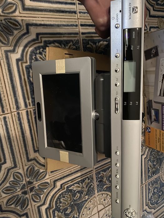 7’ tv cozinha or rv audiovox