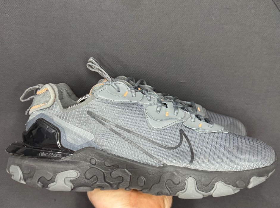 Кроссовки Nike React