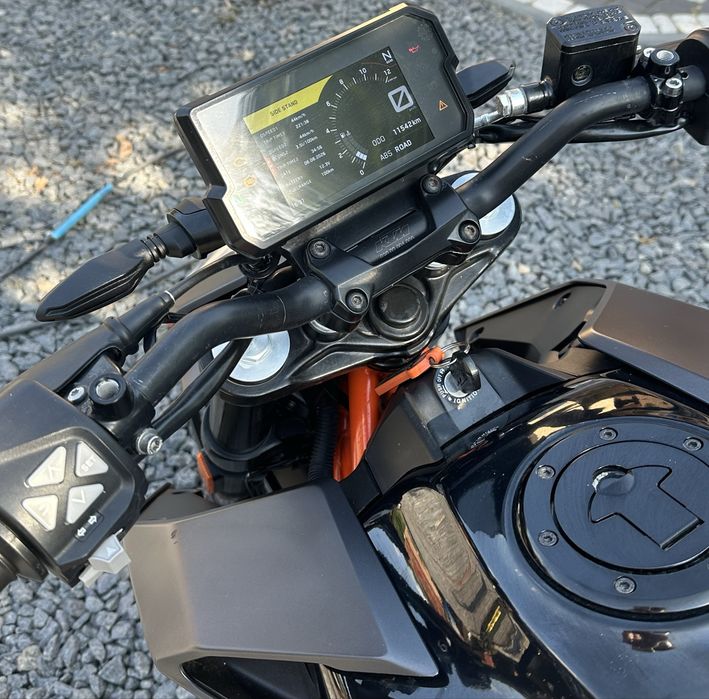 KTM DUKE 125 2023