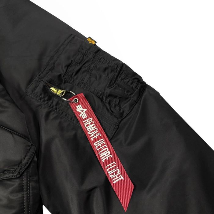 Бомпер Alpha Industries