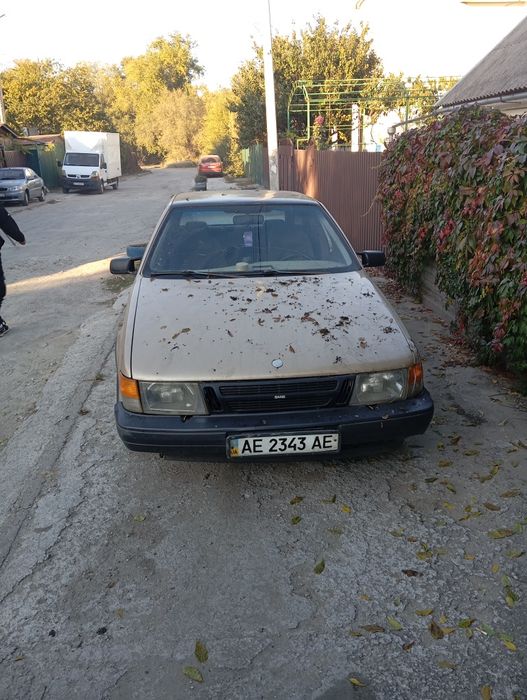 Срочно Saab 9000