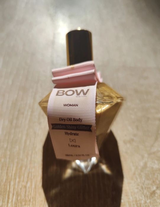 Bow New York Golden Shiny Glitter Dry Oil Body