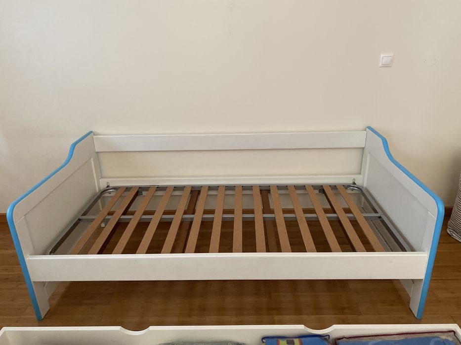 Vendo cama individual com possibilidade de +1 cama