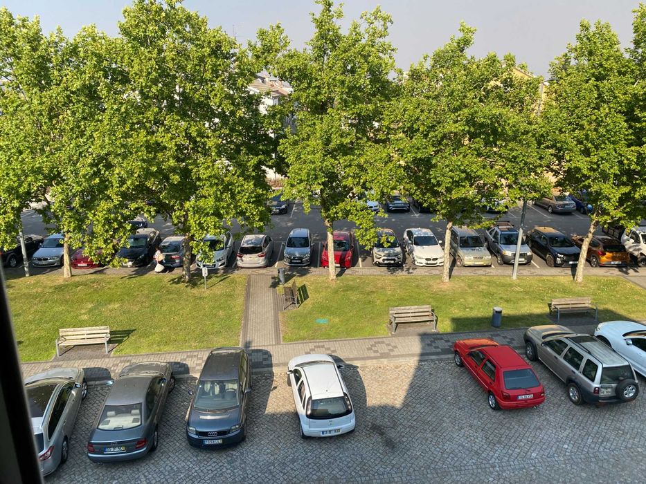 Aluga-se T1 Mobilado – Centro de Bragança (400€)