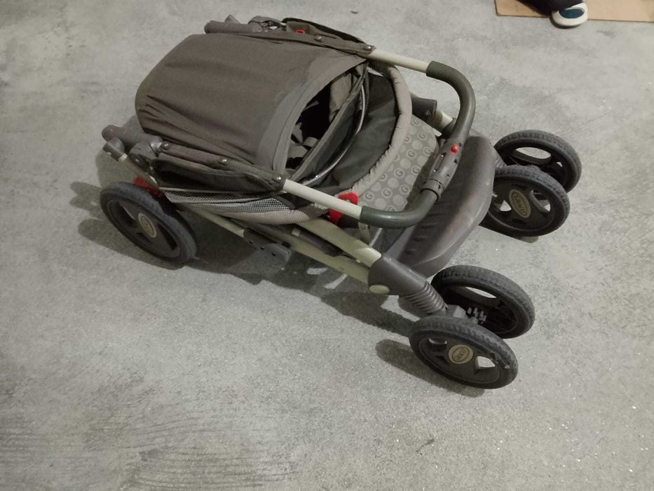 Carrinho de Bebé Graco - Castanho e Bege (Excelente Estado)