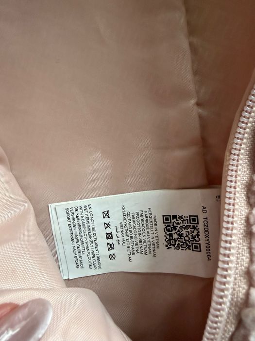 Puma nerka saszetka torebka sherpa różowa róż puchata futerko