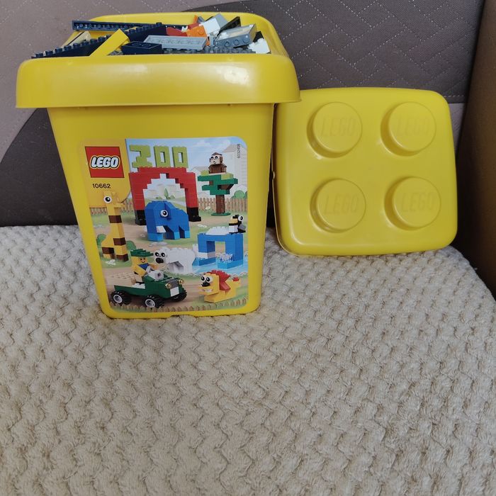 Lego відерце 10662, 2 кг. Стан нового.