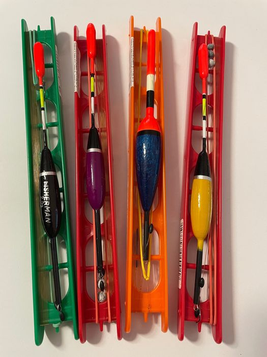 Поплавок з оснасткою.