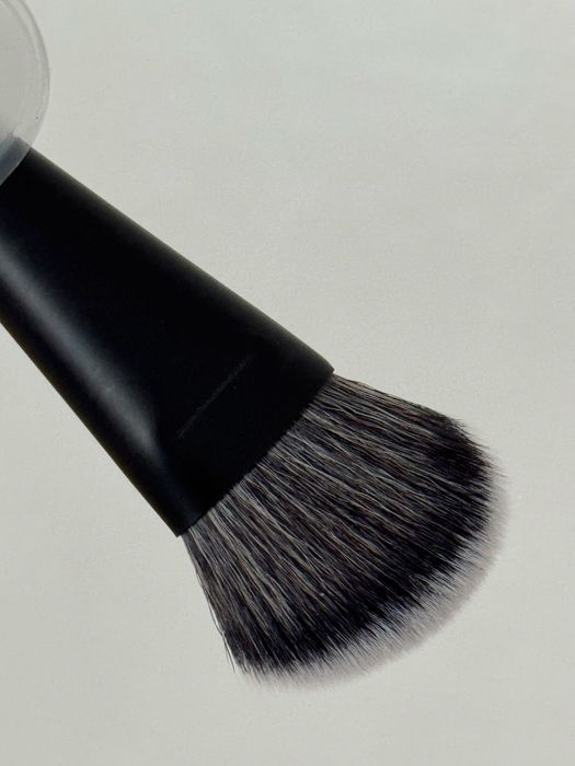 Nowy dwustronny pędzel do makijażu F4 Make up by Mario